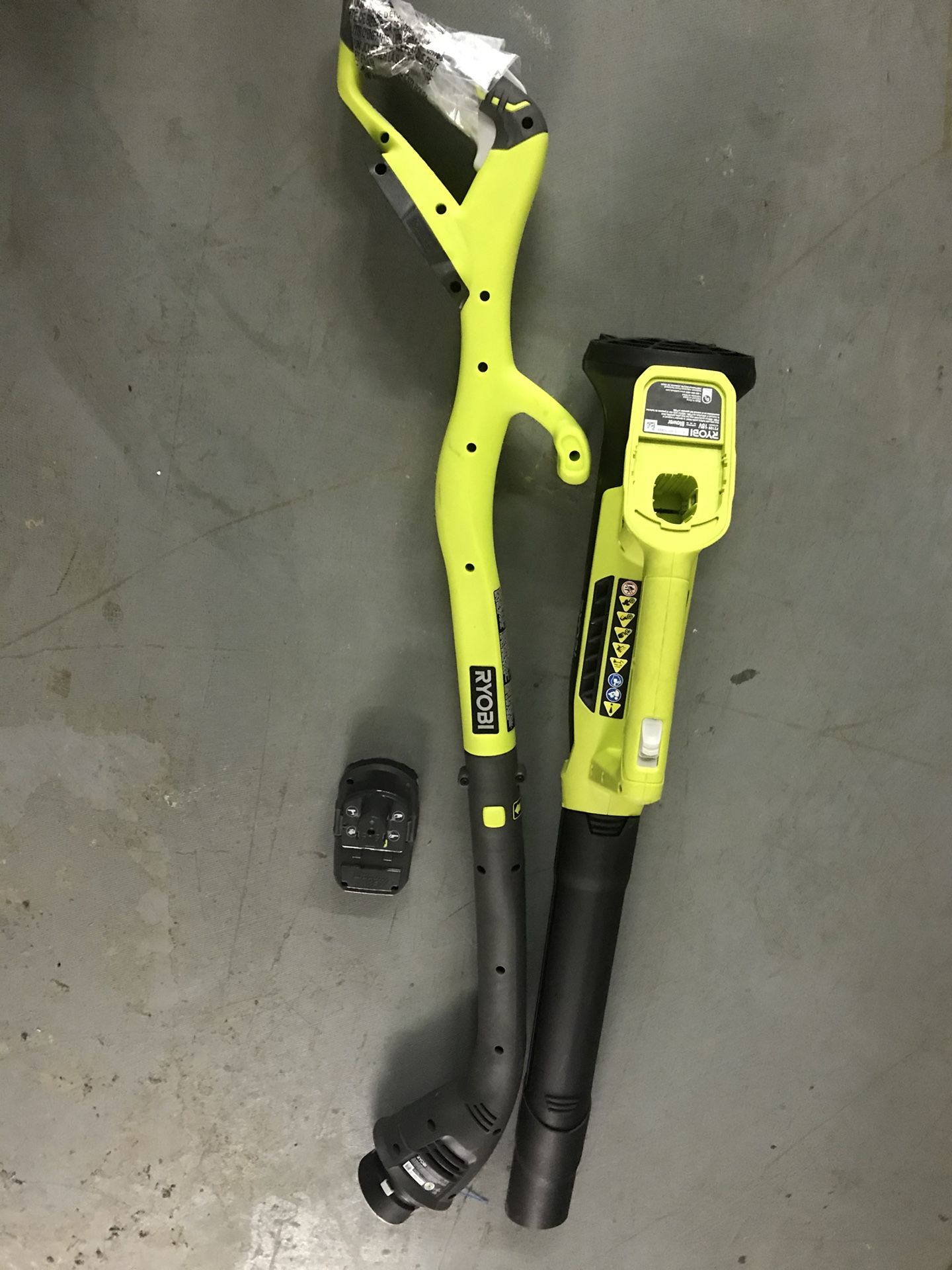 Ryobi Weed Eater And Blower Set With Battery And Charger