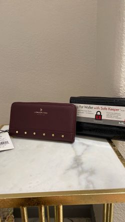 London Fog and MUNDI wallets