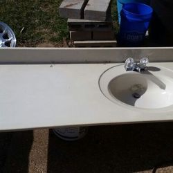 Cultured marble rt.hand sink vanity top