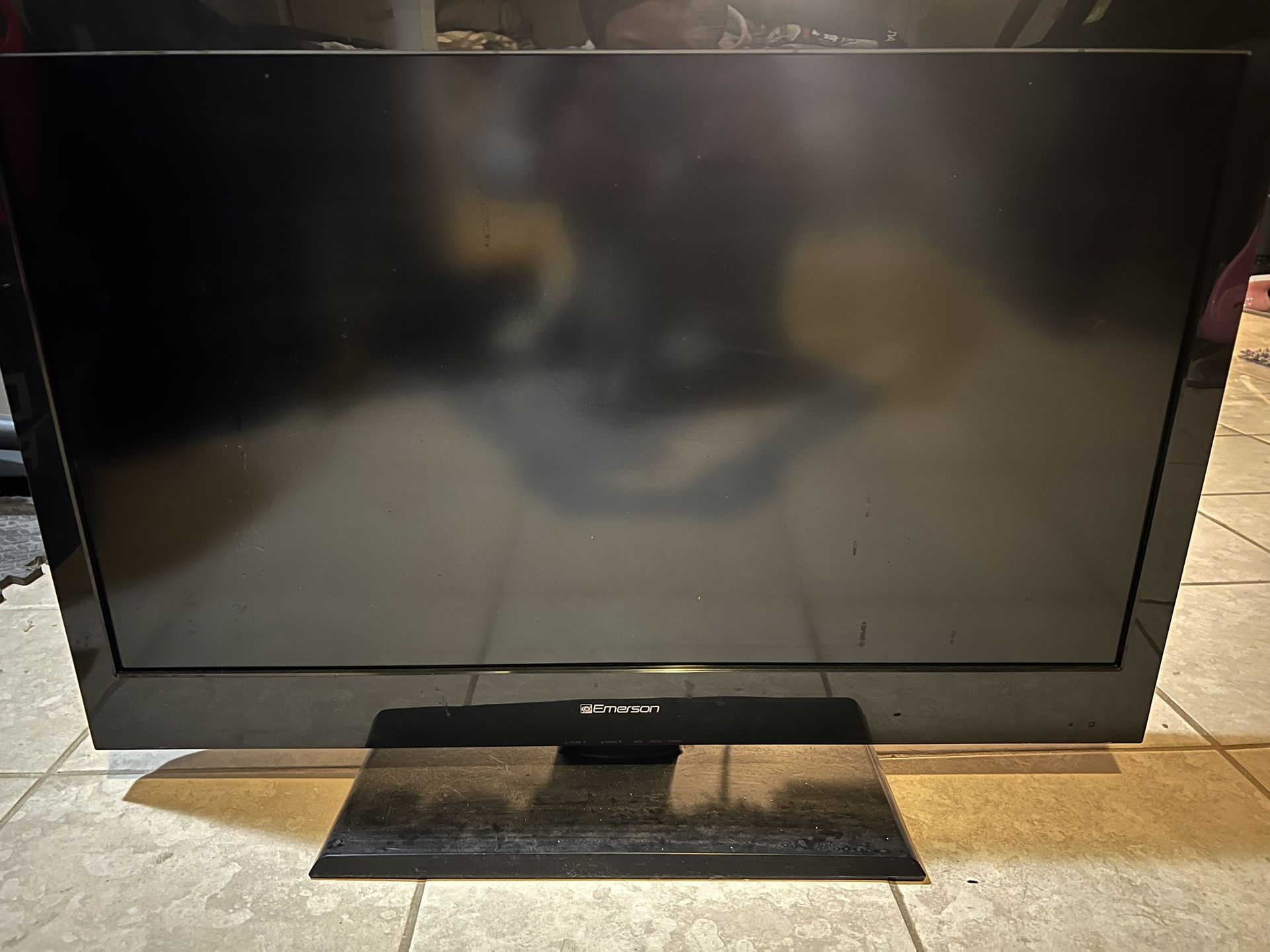 32in TV