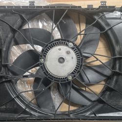 2011 Mercedes GLK350 Cooling Fan