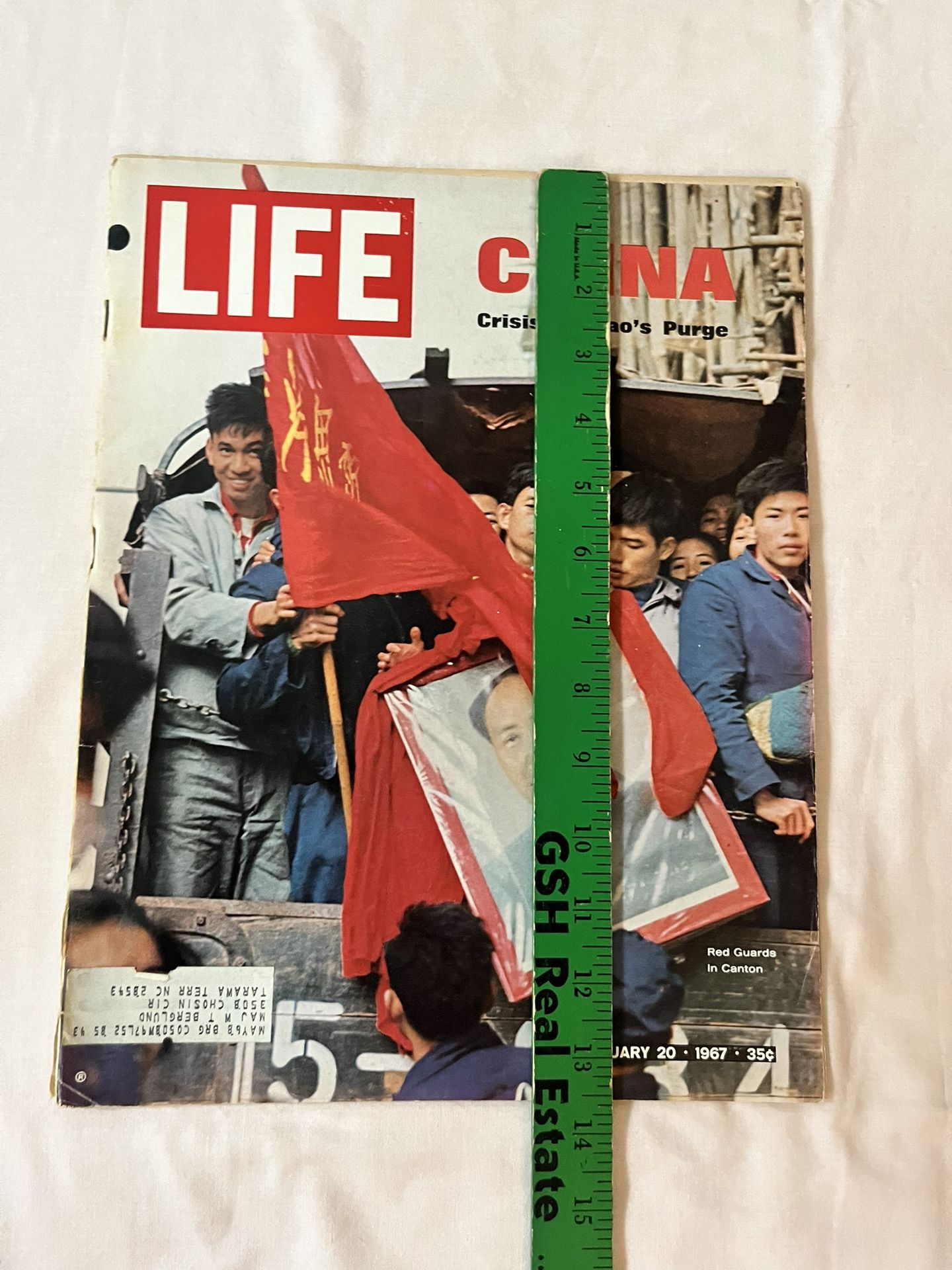 Vintage Life Magazine January 20, 1967 China Crisis
