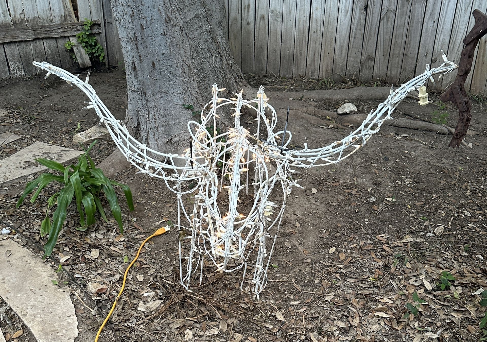 Metal Yard Decorations With Lights See Details LONGHORN (BEVO) And Deer