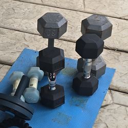 30lb Dumbbell Pair /15lb Dumbbell