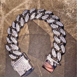 High Quality Vvs Moissanite Cuban Link Bracelet 