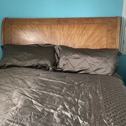 Bernhardt Sleigh Bed W 2 - 3 Drawer Bachelor Chest