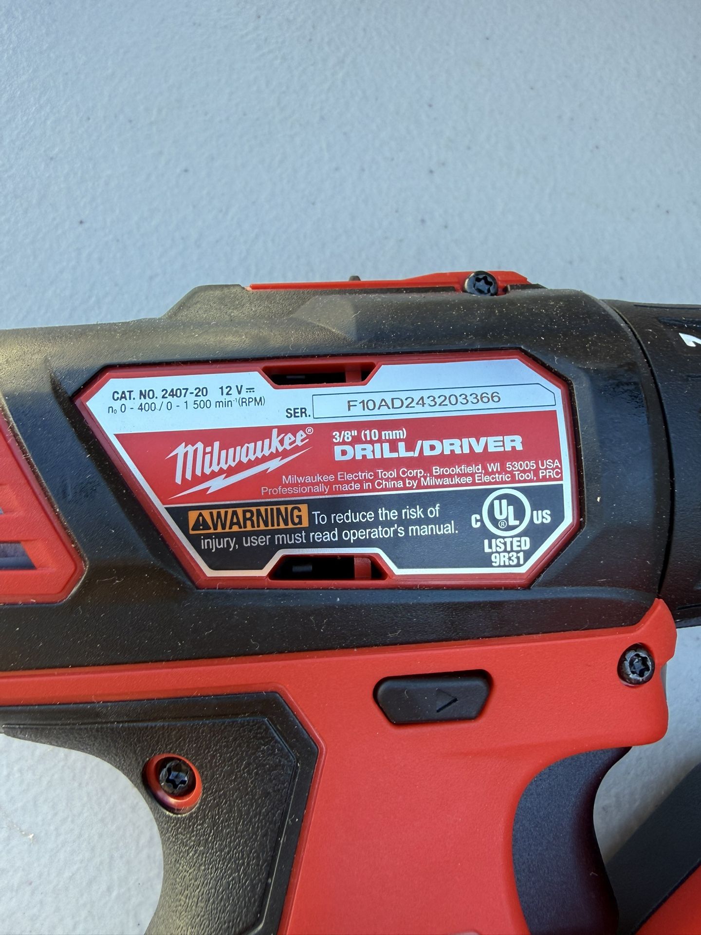 Milwaukee M12 Drill Driver New With Battery And Charger