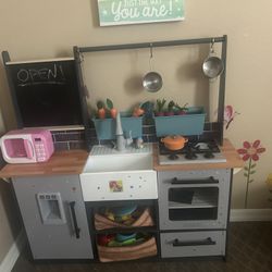 Play kitchen For Kids 
