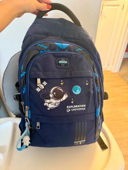 Boys backpack/ mochila