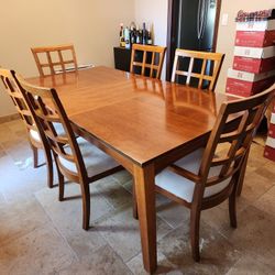 Dining Table Set