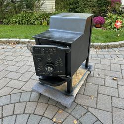 Fisher Baby Bear Wood Stove – Restored – $1,000 OBO 