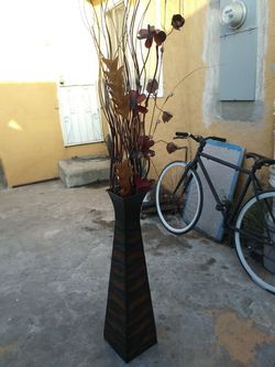 Plant decoration
