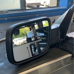 Ford Explorer Right Side View Mirror