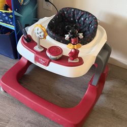 Mickey Baby Walker Helper 