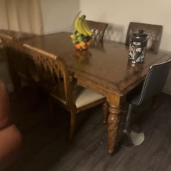 Dining Table With 4 Chairs 