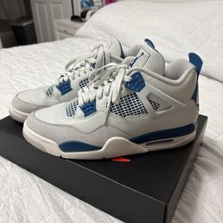 Air Jordan 4 Retro (Military Blue) Size 11 