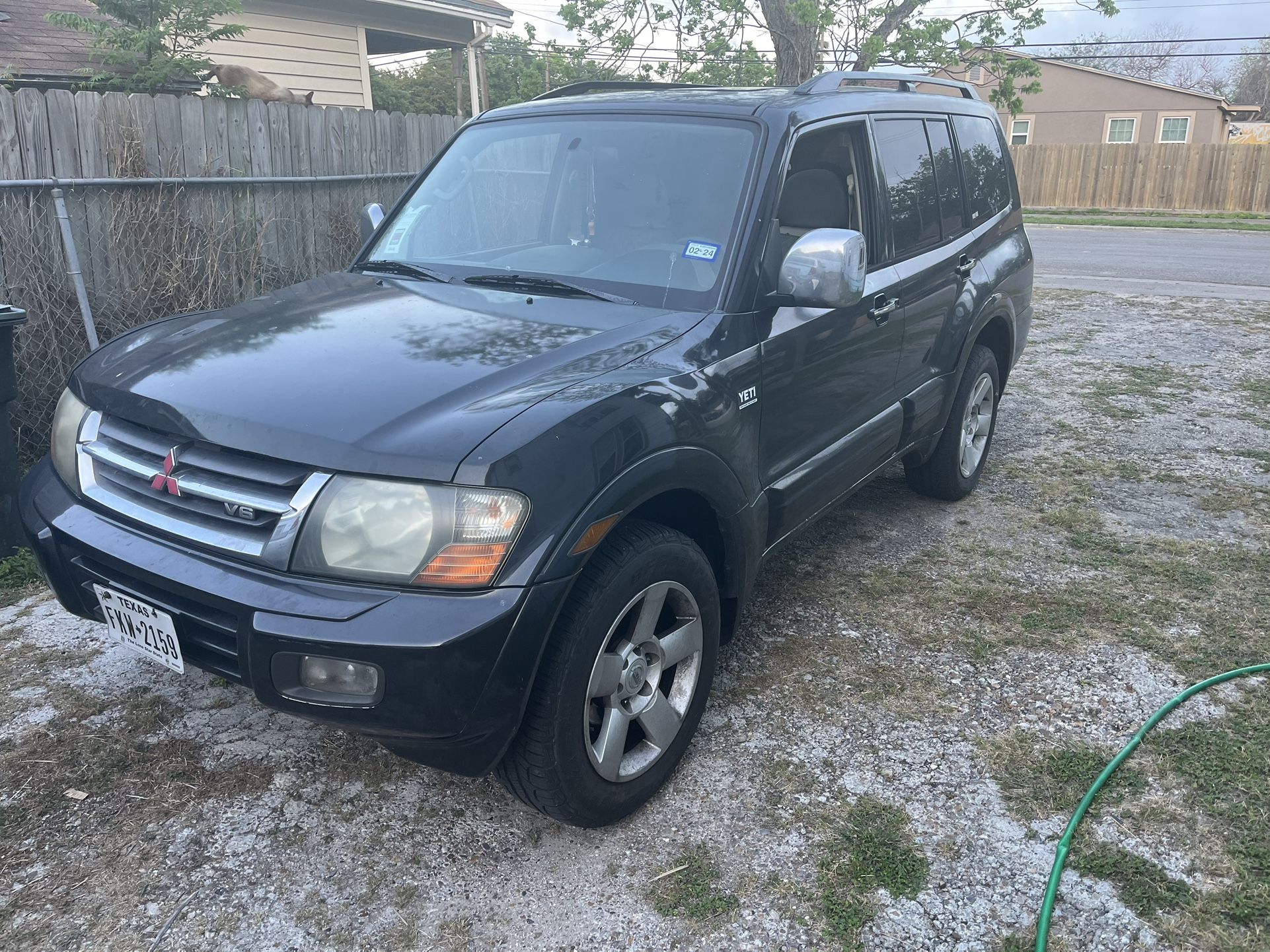 2001 Mitsubishi Montero