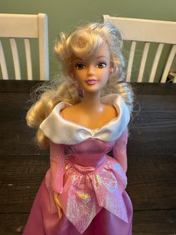 Disney Store  Vintage Disney Princess Sleeping Beauty “Aurora”