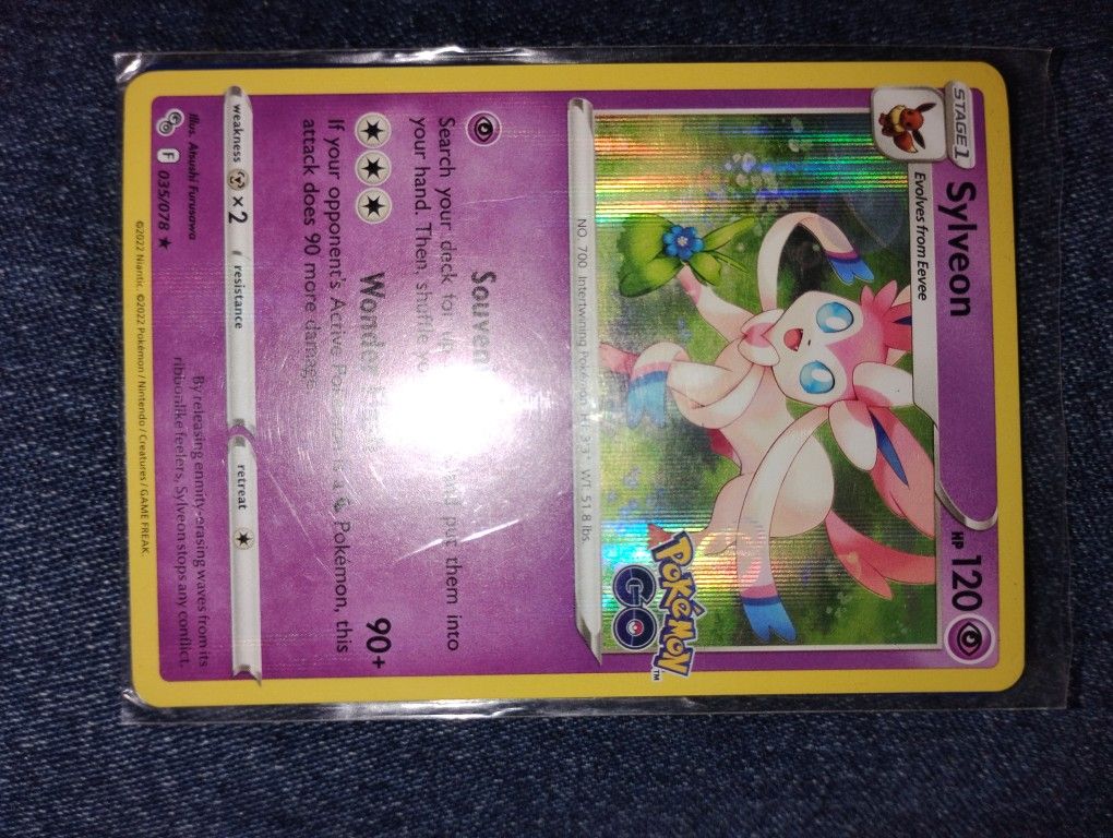 2022 Pokémon Japanese Pokemon GO Sylveon Holo 035/071 CGC 9.5 Gem Mint
