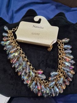 Collar muy hermoso