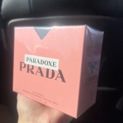 Prada perfume
