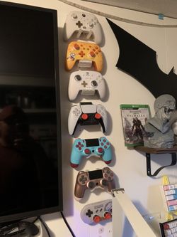 Gaming Controllers 