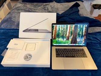 Selling 2019 MacBook Pro 15" Touch Bar – i7, 16GB RAM, 256GB SSD