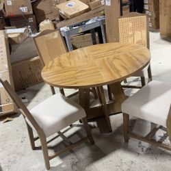  Round Dining Table for 4