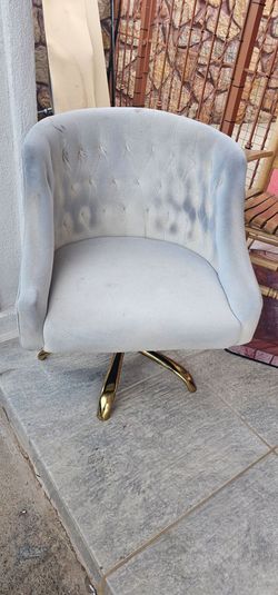 Office chair and side tables