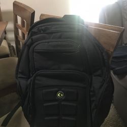 6 pack gym back back with (5 meal prep) Petersburg vA 