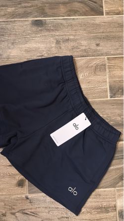 Alo accolade shorts