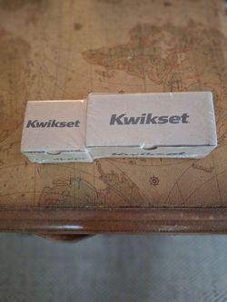 Kwikset tylo single cylinder combo pack. Satin nickel