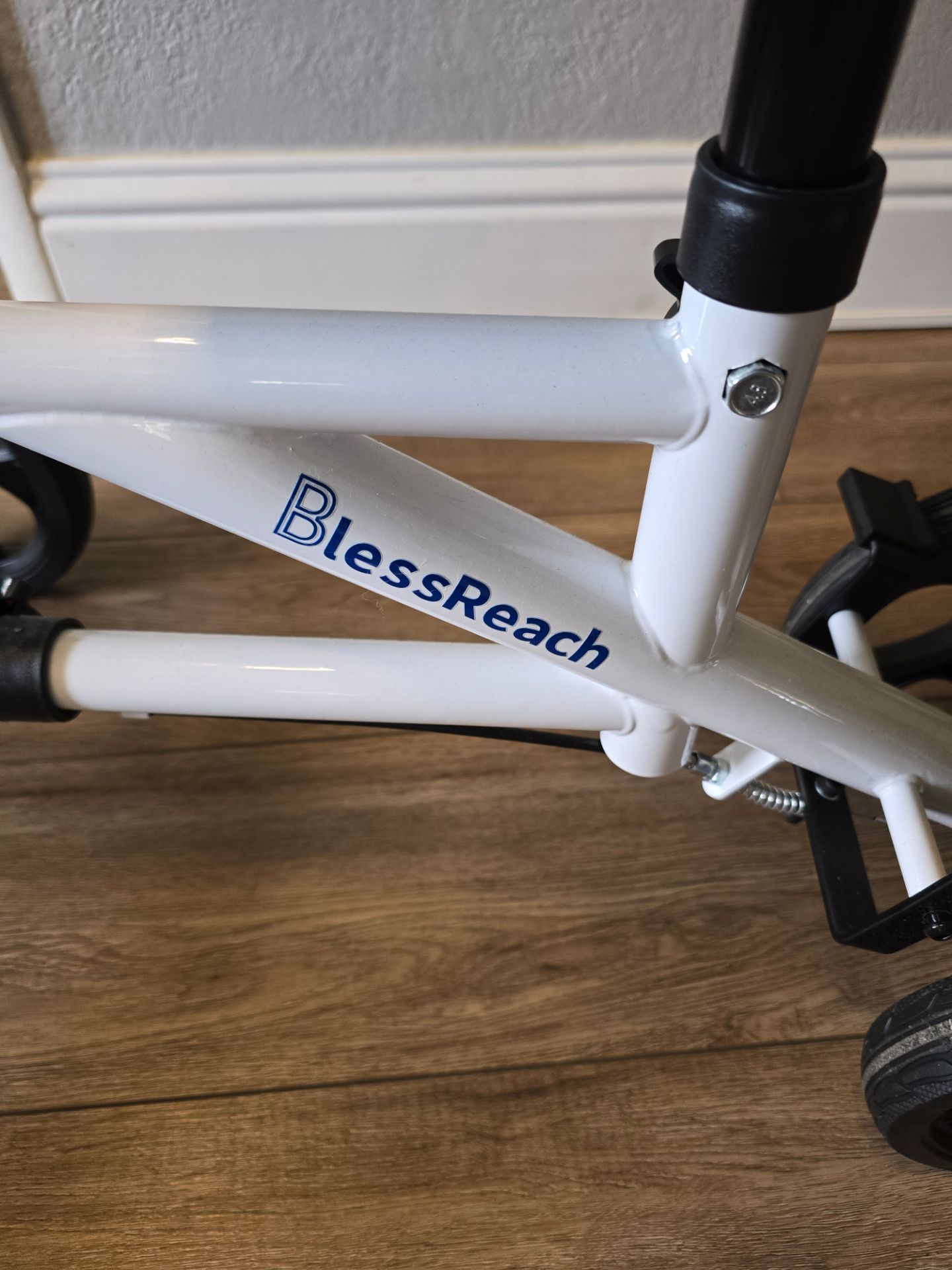 Knee scooter perfect condition