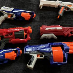 6 Nerf Guns 