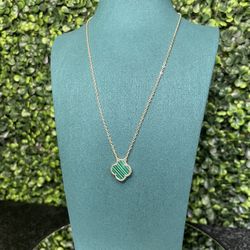 Green Floral Flower Necklace 