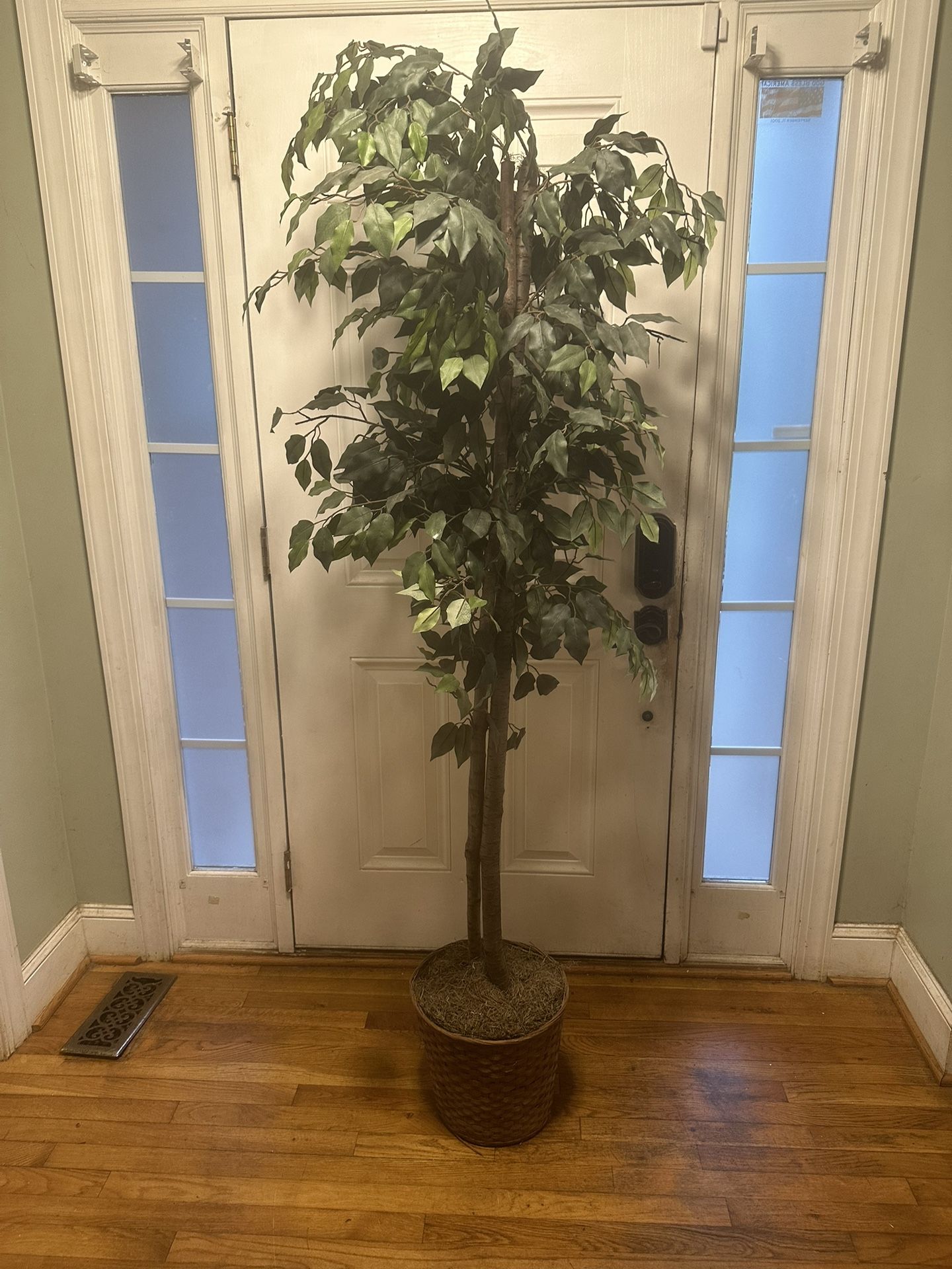 6 Ft Artificial Tree