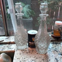 2 Wine Bottles