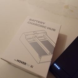 HOVERAir Charging Hub + 1 Battery 