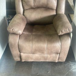 Recliner Chair 