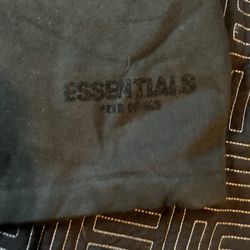 Black Essentials shorts 