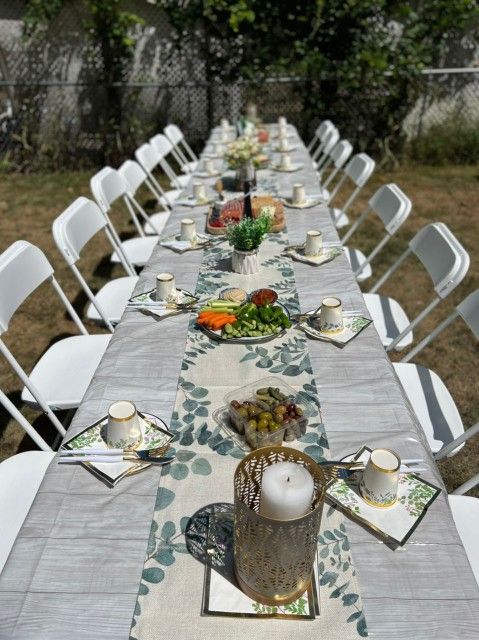 Foldable White Chairs