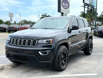 2017 Jeep Grand Cherokee Laredo