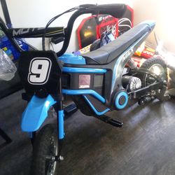 Kids dirt bike