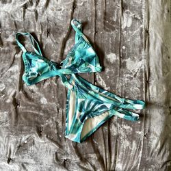 MINKPINK Set- Top and Bottom Palm Leaf 2-Piece Bikini | Small