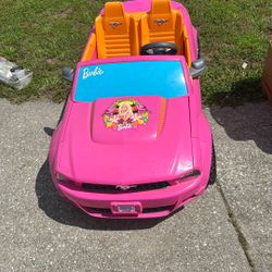 Kids Barbie Mustang Car