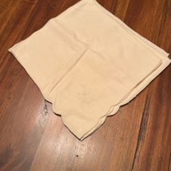 5 Delicate Off-White, Dessert, Napkins