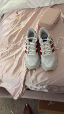 Adidas Sneakers White Red Stripes