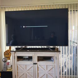 Hisense 75in Tv
