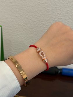 Lucky Red String Bracelet Crystal Horseshoe Charm Bracelet Rose Gold Tone