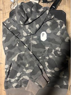 Bape xl black camo zip USED